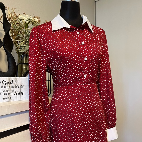 Beautiful Modest Dress - Picture 2 of 3